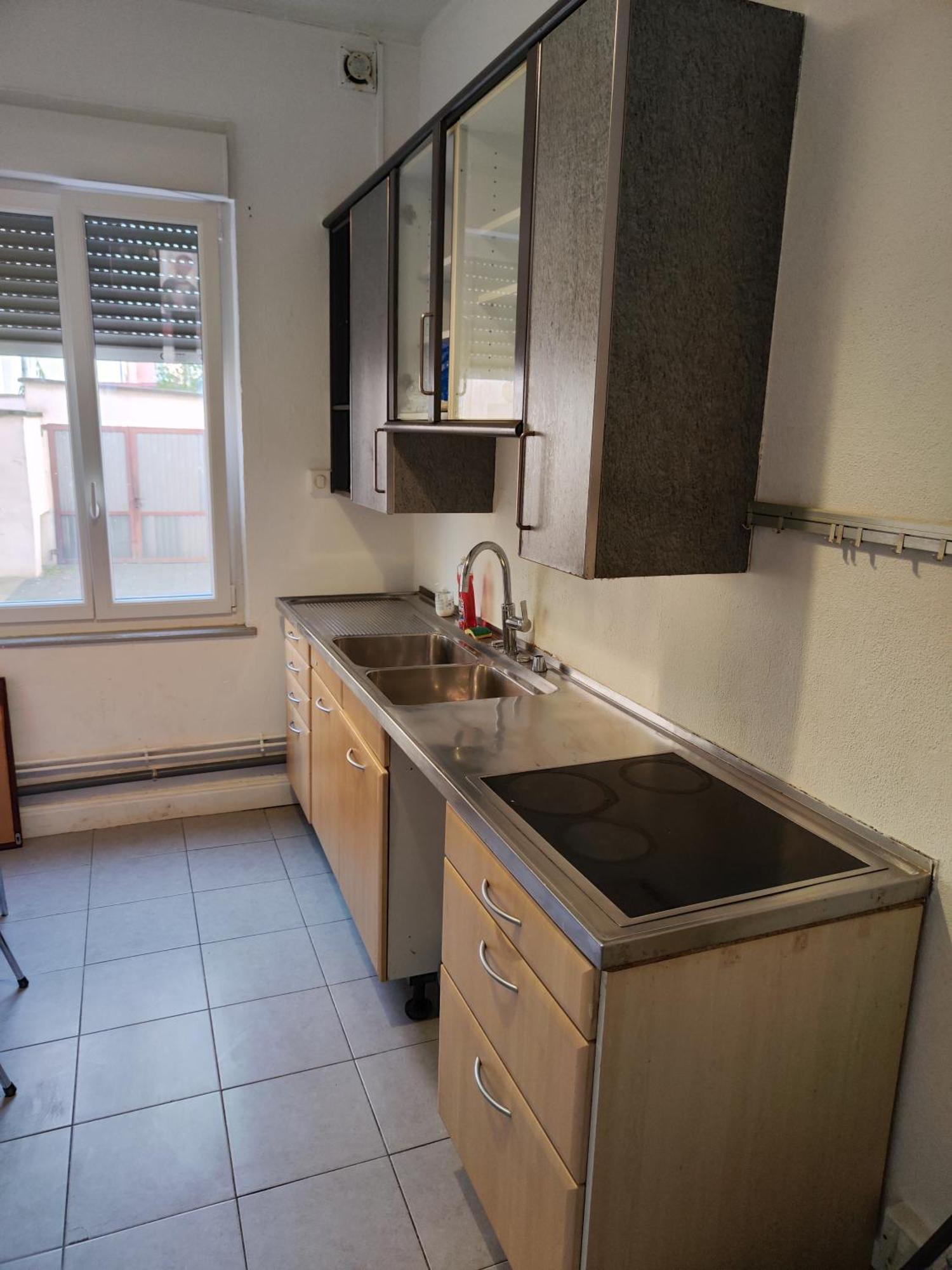 Spacieux Meuble Bischheim
